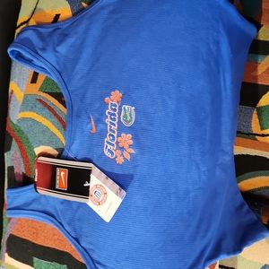 Nike Gator shirt, New with tags size large